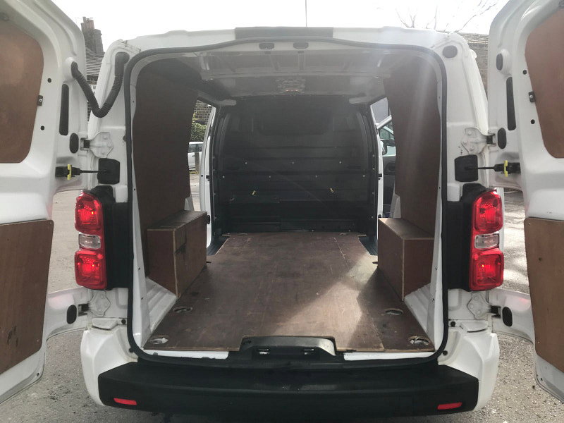 Vauxhall Vivaro 1.5L L2H1 2900 SPORTIVE S/S Diesel Manual Euro 6 (101 bhp) 6dr Manual 2026