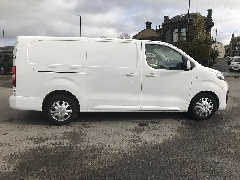 Vauxhall Vivaro 1.5L L2H1 2900 SPORTIVE S/S Diesel Manual Euro 6 (101 bhp) 6dr Manual 2026