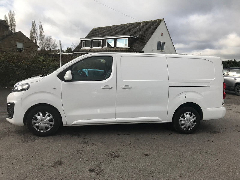Vauxhall Vivaro 1.5L L2H1 2900 SPORTIVE S/S Diesel Manual Euro 6 (101 bhp) 6dr Manual 2026