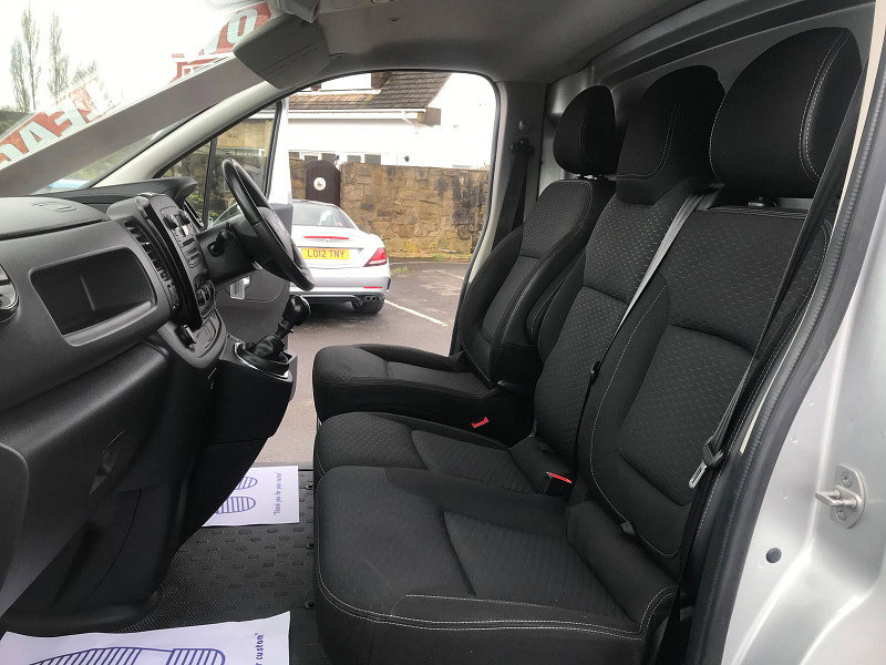 Vauxhall Vivaro 1.6L L1H1 2700 SPORTIVE CDTI Diesel Manual Euro 6 (120 bhp) 5dr Manual 2026
