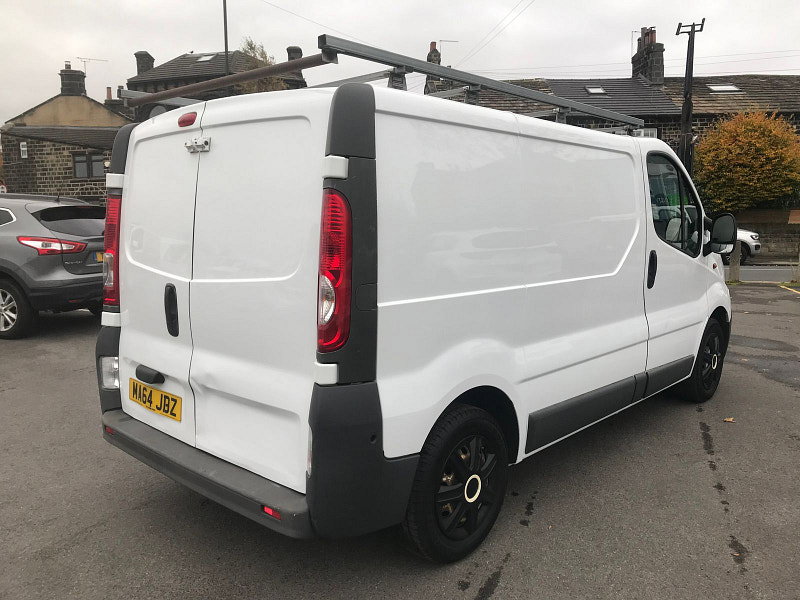 Vauxhall Vivaro 2.0L 2700 CDTi 113 SWB Diesel Manual Euro 5 (113 bhp) 5dr Manual 2026