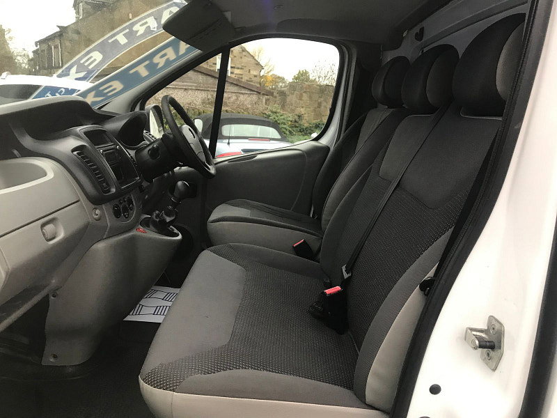 Vauxhall Vivaro 2.0L 2700 CDTi 113 SWB Diesel Manual Euro 5 (113 bhp) 5dr Manual 2026