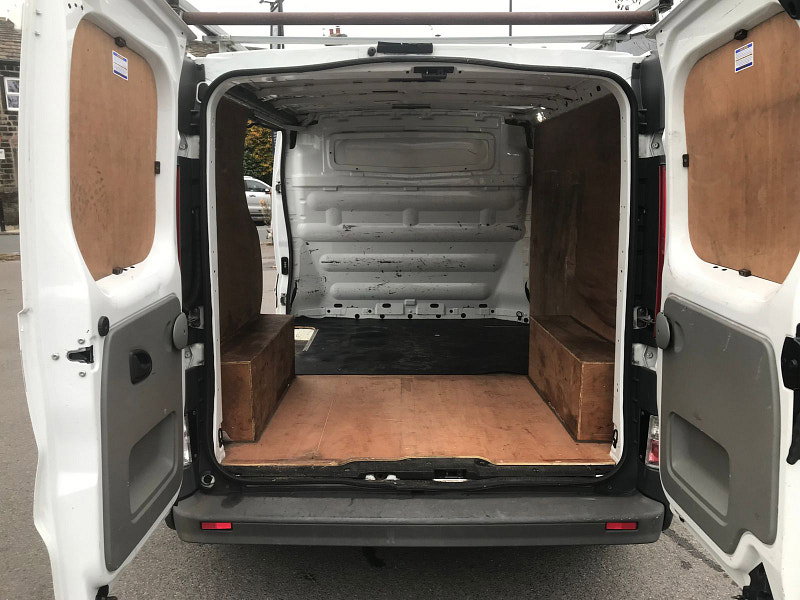 Vauxhall Vivaro 2.0L 2700 CDTi 113 SWB Diesel Manual Euro 5 (113 bhp) 5dr Manual 2026