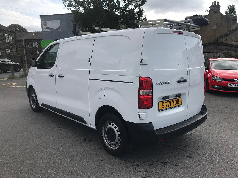 Vauxhall Vivaro 2.0L F3100 Dynamic S/S Diesel Manual Euro 6 (142 bhp) 6dr Manual 2026