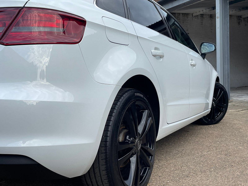 Audi A3 1.6 TDI Sport Sportback 5dr Diesel Manual Euro 6 (s/s) (110 ps) 5dr Manual 2026