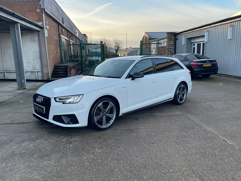 Audi A4 Avant 2.0 TFSI 35 Black Edition Estate 5dr Petrol Manual Euro 6 (s/s) (150 ps) 5dr Manual 2026