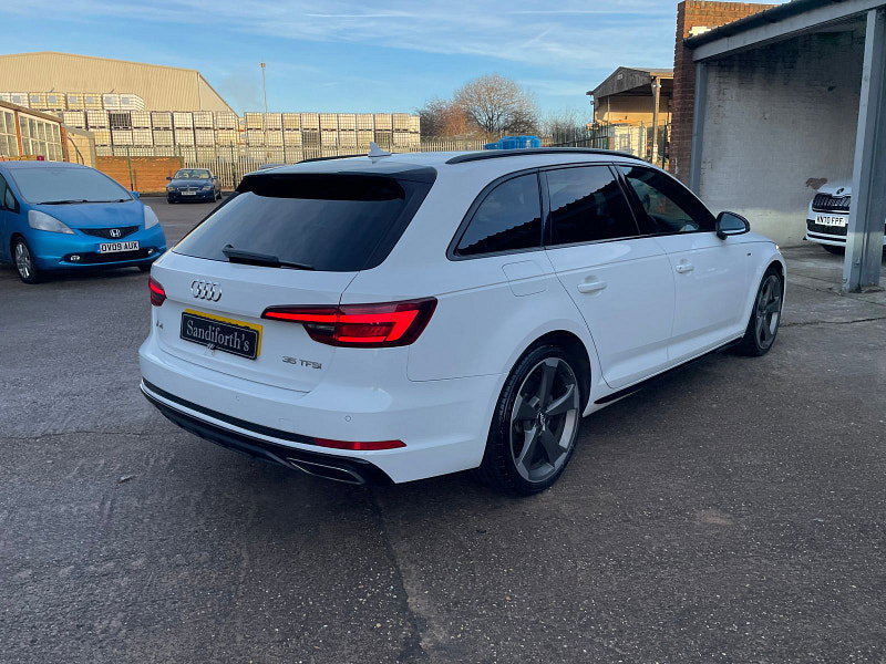 Audi A4 Avant 2.0 TFSI 35 Black Edition Estate 5dr Petrol Manual Euro 6 (s/s) (150 ps) 5dr Manual 2026