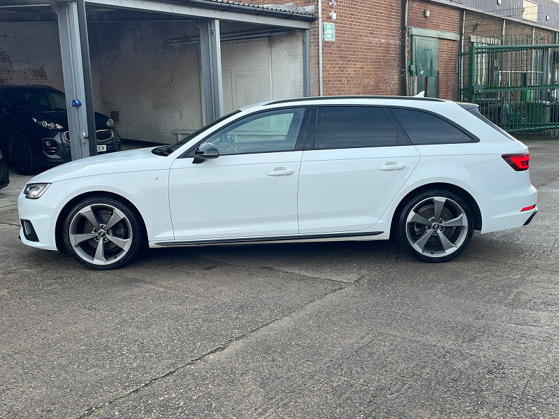 Audi A4 Avant 2.0 TFSI 35 Black Edition Estate 5dr Petrol Manual Euro 6 (s/s) (150 ps) 5dr Manual 2026
