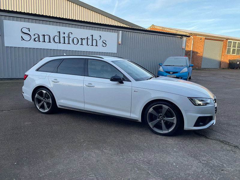 Audi A4 Avant 2.0 TFSI 35 Black Edition Estate 5dr Petrol Manual Euro 6 (s/s) (150 ps) 5dr Manual 2026