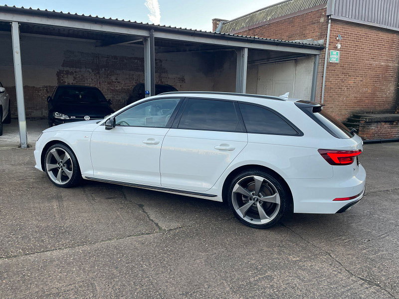 Audi A4 Avant 2.0 TFSI 35 Black Edition Estate 5dr Petrol Manual Euro 6 (s/s) (150 ps) 5dr Manual 2026