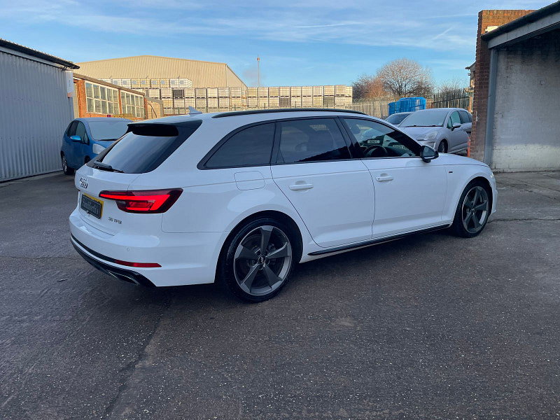 Audi A4 Avant 2.0 TFSI 35 Black Edition Estate 5dr Petrol Manual Euro 6 (s/s) (150 ps) 5dr Manual 2026