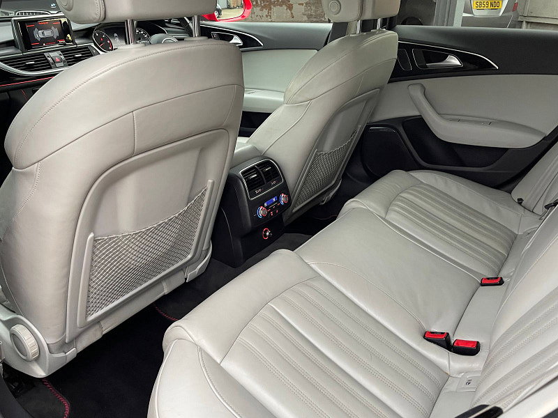 Audi A6 Avant 2.0 TDI ultra Black Edition Estate 5dr Diesel S Tronic Euro 6 (s/s) (190 ps) 5dr Automatic 2026