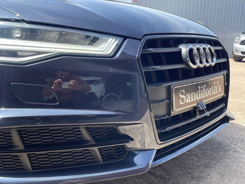 Audi A6 Saloon 2.0 TDI ultra Black Edition Saloon 4dr Diesel S Tronic Euro 6 (s/s) (190 ps) 7 Services, 4dr Automatic 2026