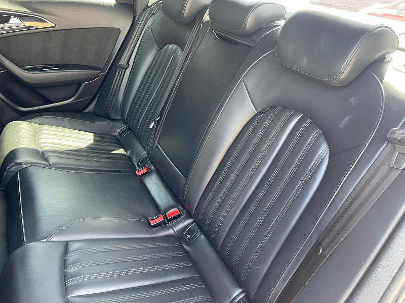 Audi A6 Saloon 2.0 TDI ultra Black Edition Saloon 4dr Diesel S Tronic Euro 6 (s/s) (190 ps) 7 Services, 4dr Automatic 2026