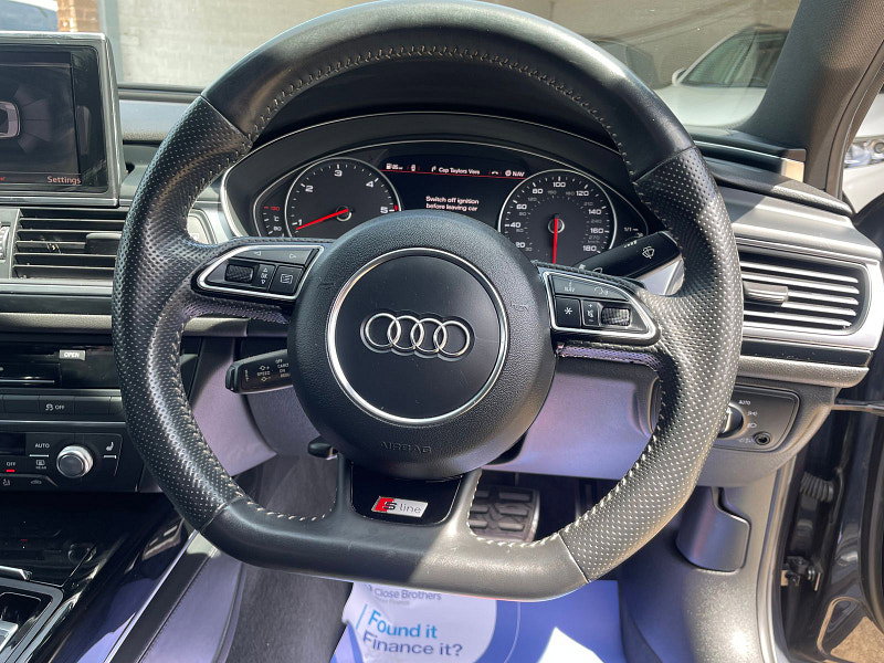 Audi A6 Saloon 2.0 TDI ultra Black Edition Saloon 4dr Diesel S Tronic Euro 6 (s/s) (190 ps) 7 Services, 4dr Automatic 2026