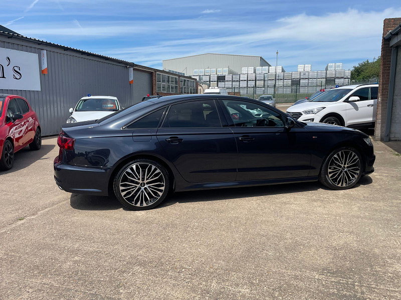 Audi A6 Saloon 2.0 TDI ultra Black Edition Saloon 4dr Diesel S Tronic Euro 6 (s/s) (190 ps) 7 Services, 4dr Automatic 2026