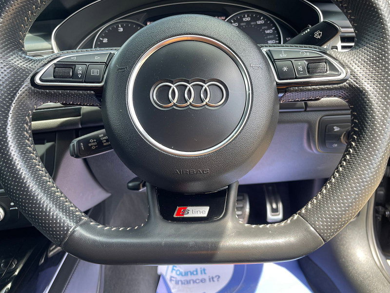 Audi A6 Saloon 2.0 TDI ultra Black Edition Saloon 4dr Diesel S Tronic Euro 6 (s/s) (190 ps) 7 Services, 4dr Automatic 2026