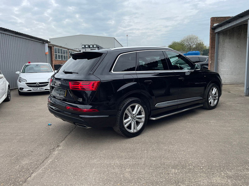 Audi Q7 3.0 TDI V6 S line SUV 5dr Diesel Tiptronic quattro Euro 6 (s/s) (272 ps) 5dr Automatic 2026