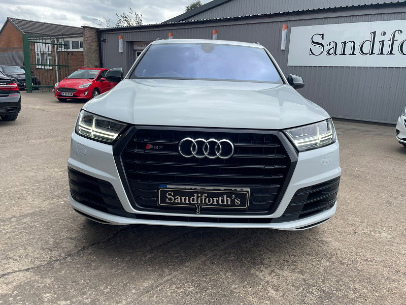 Audi SQ7 4.0 TDI V8 SUV 5dr Diesel Tiptronic quattro Euro 6 (s/s) (435 ps) 5dr Automatic 2026