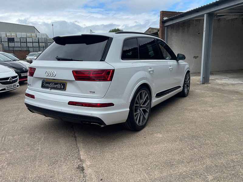 Audi SQ7 4.0 TDI V8 SUV 5dr Diesel Tiptronic quattro Euro 6 (s/s) (435 ps) 5dr Automatic 2026