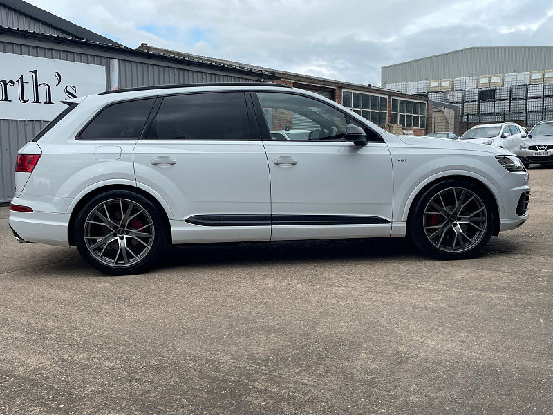 Audi SQ7 4.0 TDI V8 SUV 5dr Diesel Tiptronic quattro Euro 6 (s/s) (435 ps) 5dr Automatic 2026