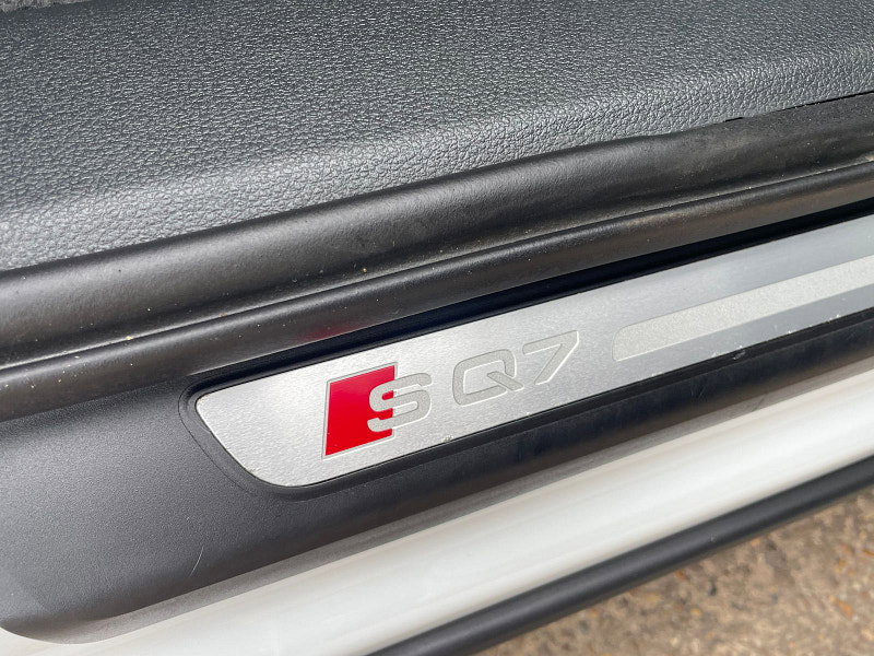 Audi SQ7 4.0 TDI V8 SUV 5dr Diesel Tiptronic quattro Euro 6 (s/s) (435 ps) 5dr Automatic 2026