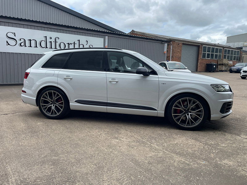 Audi SQ7 4.0 TDI V8 SUV 5dr Diesel Tiptronic quattro Euro 6 (s/s) (435 ps) 5dr Automatic 2026