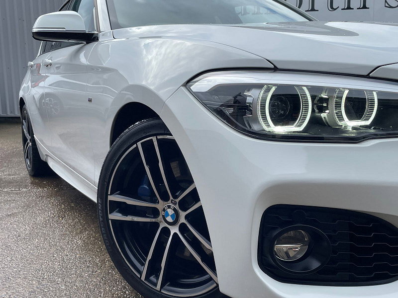 BMW 1 Series 1.5 118i M Sport Shadow Edition Hatchback 5dr Petrol Auto Euro 6 (s/s) (136 ps) 5dr Automatic 2026
