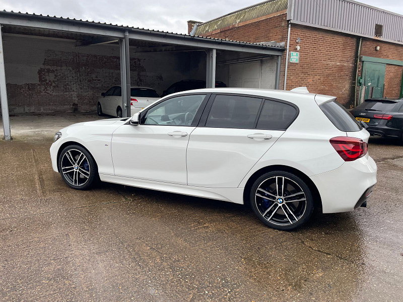 BMW 1 Series 1.5 118i M Sport Shadow Edition Hatchback 5dr Petrol Auto Euro 6 (s/s) (136 ps) 5dr Automatic 2026