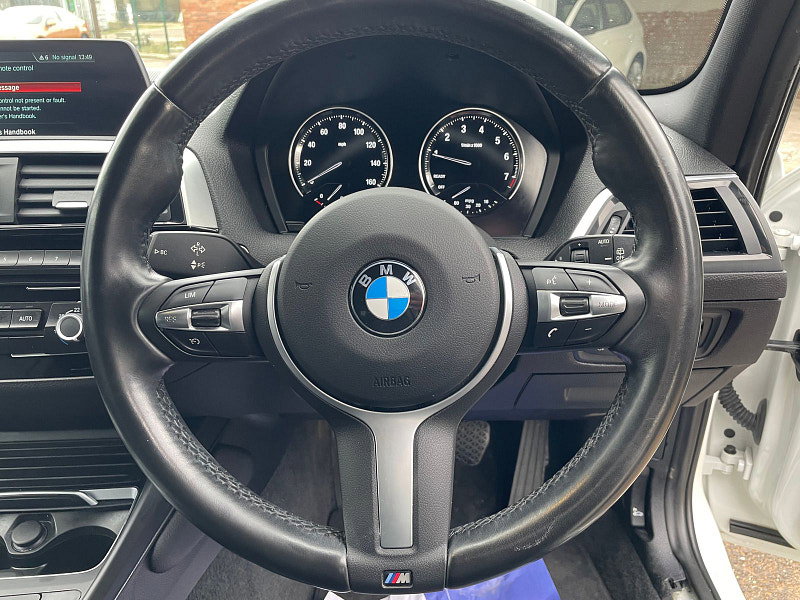 BMW 1 Series 1.5 118i M Sport Shadow Edition Hatchback 5dr Petrol Auto Euro 6 (s/s) (136 ps) 5dr Automatic 2026