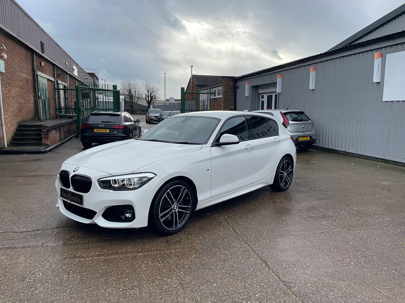 BMW 1 Series 1.5 118i M Sport Shadow Edition Hatchback 5dr Petrol Auto Euro 6 (s/s) (136 ps) 5dr Automatic 2026