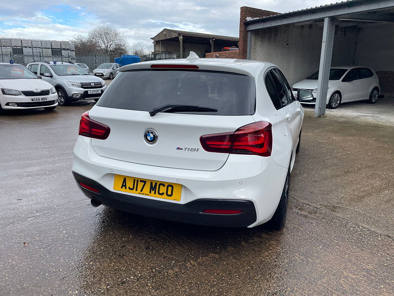 BMW 1 Series 1.5 118i M Sport Shadow Edition Hatchback 5dr Petrol Auto Euro 6 (s/s) (136 ps) 5dr Automatic 2026