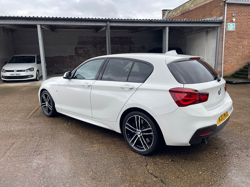 BMW 1 Series 1.5 118i M Sport Shadow Edition Hatchback 5dr Petrol Auto Euro 6 (s/s) (136 ps) 5dr Automatic 2026