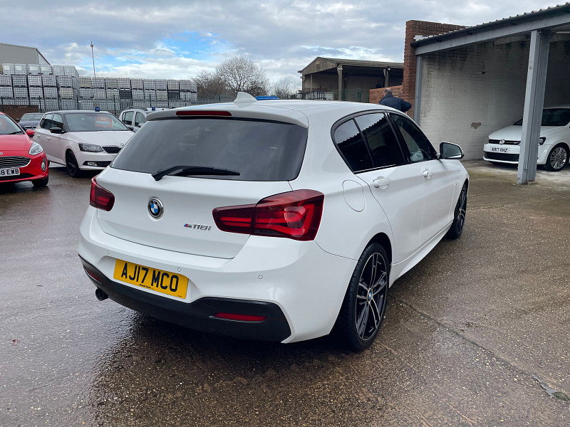 BMW 1 Series 1.5 118i M Sport Shadow Edition Hatchback 5dr Petrol Auto Euro 6 (s/s) (136 ps) 5dr Automatic 2026