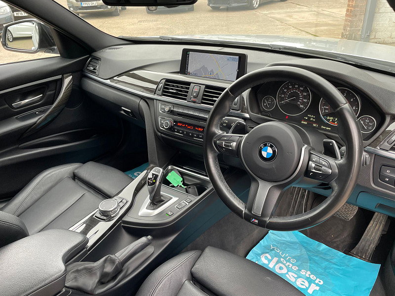 BMW 3 Series 3.0 330D XDRIVE M SPORT TOURING 5d 255 BHP 1OWNER, PAN ROOF FULL BLACK HEATED LESATHER, 2 KEYS 5dr Automatic 2026