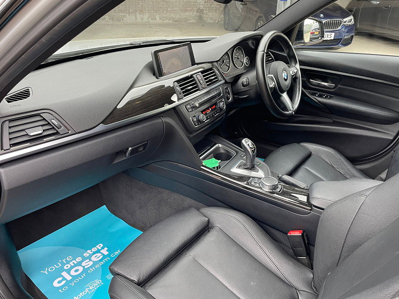 BMW 3 Series 3.0 330D XDRIVE M SPORT TOURING 5d 255 BHP 1OWNER, PAN ROOF FULL BLACK HEATED LESATHER, 2 KEYS 5dr Automatic 2026