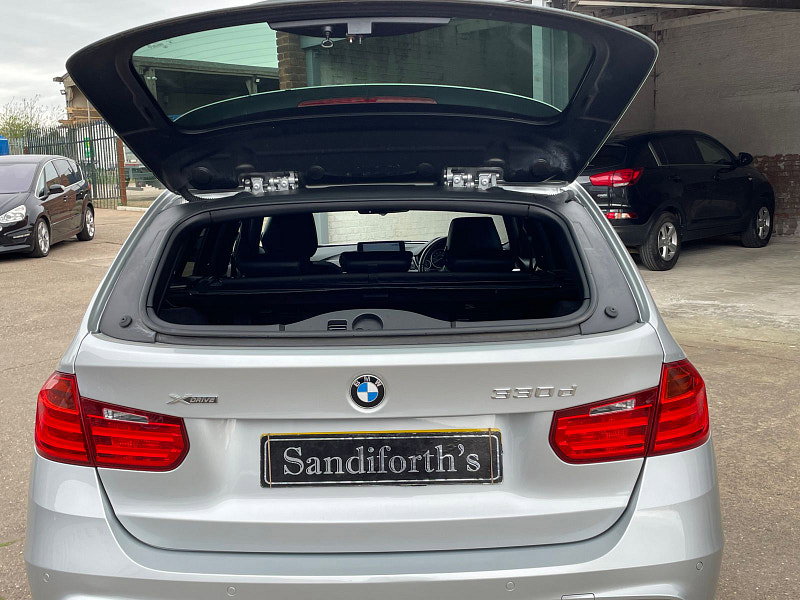 BMW 3 Series 3.0 330D XDRIVE M SPORT TOURING 5d 255 BHP 1OWNER, PAN ROOF FULL BLACK HEATED LESATHER, 2 KEYS 5dr Automatic 2026
