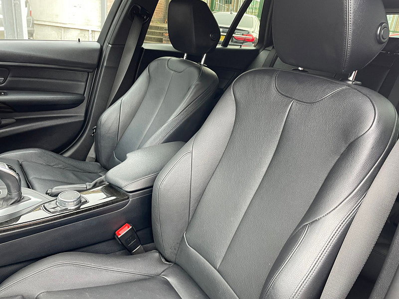 BMW 3 Series 3.0 330D XDRIVE M SPORT TOURING 5d 255 BHP 1OWNER, PAN ROOF FULL BLACK HEATED LESATHER, 2 KEYS 5dr Automatic 2026