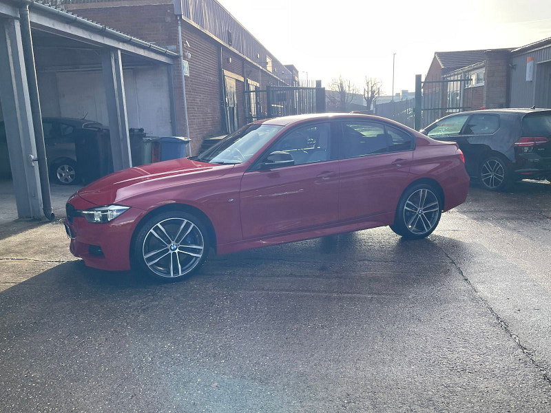 BMW 3 Series 3.0 335d M Sport Shadow Edition Saloon 4dr Diesel Auto xDrive Euro 6 (s/s) (313 ps) 4dr Automatic 2026