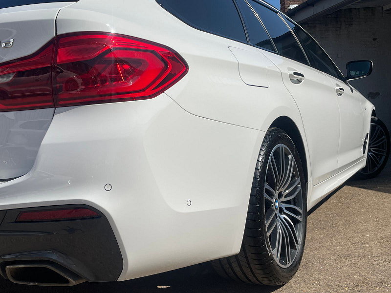 BMW 5 Series 2.0 520d M Sport Touring 5dr Diesel Auto Euro 6 (s/s) (190 ps) 1 Owner, Main Dealers Serviced 5dr Automatic 2026