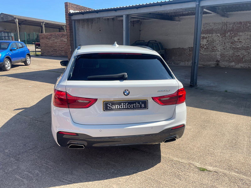 BMW 5 Series 2.0 520d M Sport Touring 5dr Diesel Auto Euro 6 (s/s) (190 ps) 1 Owner, Main Dealers Serviced 5dr Automatic 2026