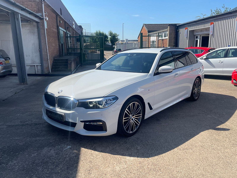BMW 5 Series 2.0 520d M Sport Touring 5dr Diesel Auto Euro 6 (s/s) (190 ps) 1 Owner, Main Dealers Serviced 5dr Automatic 2026