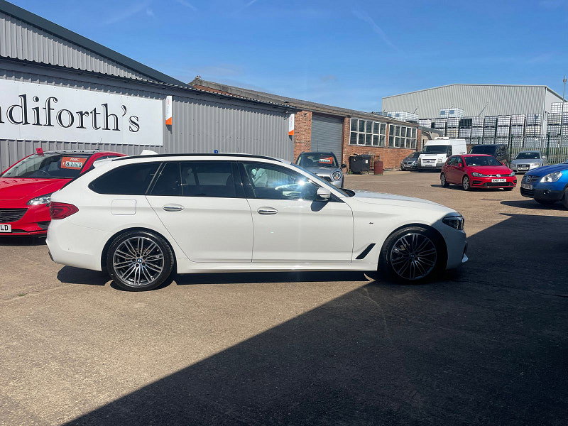 BMW 5 Series 2.0 520d M Sport Touring 5dr Diesel Auto Euro 6 (s/s) (190 ps) 1 Owner, Main Dealers Serviced 5dr Automatic 2026