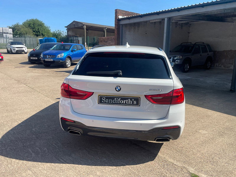 BMW 5 Series 2.0 520d M Sport Touring 5dr Diesel Auto Euro 6 (s/s) (190 ps) 1 Owner, Main Dealers Serviced 5dr Automatic 2026