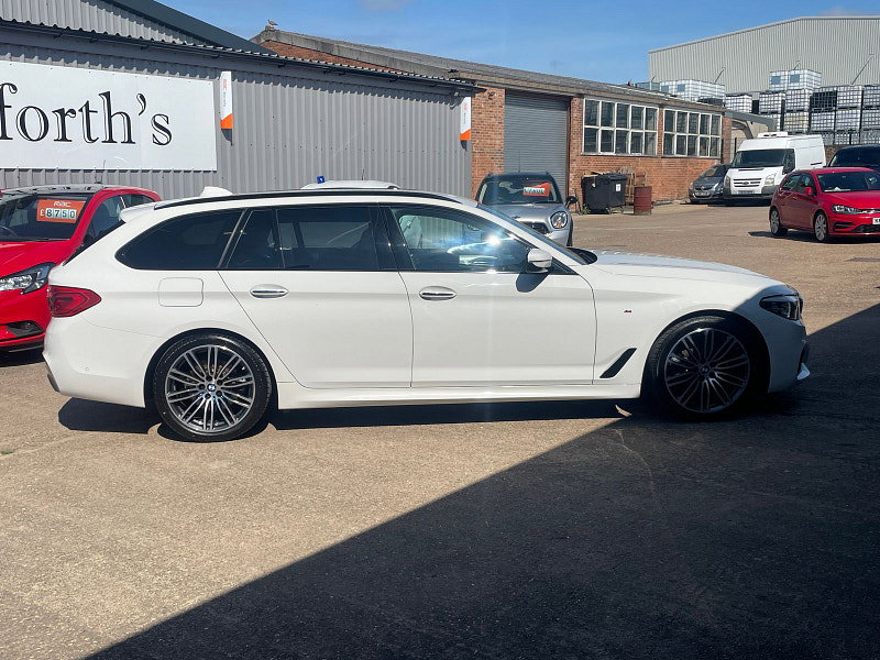 BMW 5 Series 2.0 520d M Sport Touring 5dr Diesel Auto Euro 6 (s/s) (190 ps) 1 Owner, Main Dealers Serviced 5dr Automatic 2026