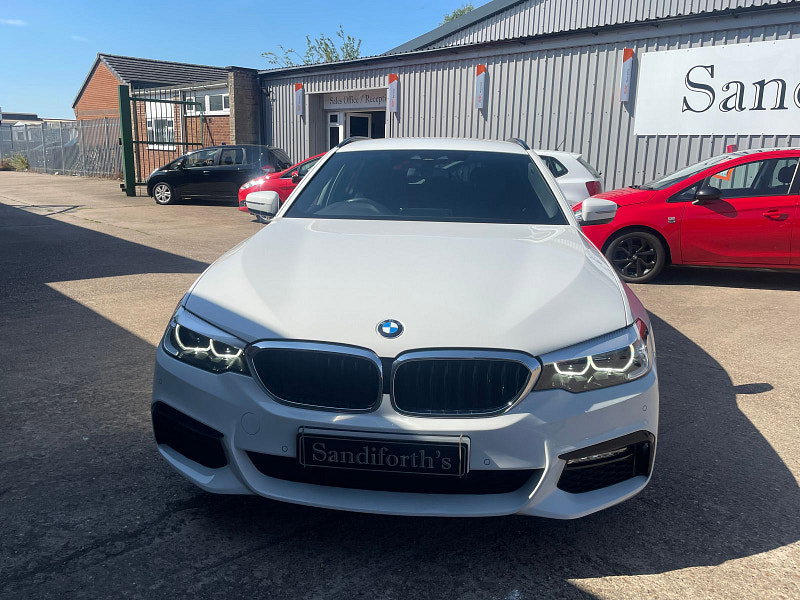 BMW 5 Series 2.0 520d M Sport Touring 5dr Diesel Auto Euro 6 (s/s) (190 ps) 1 Owner, Main Dealers Serviced 5dr Automatic 2026