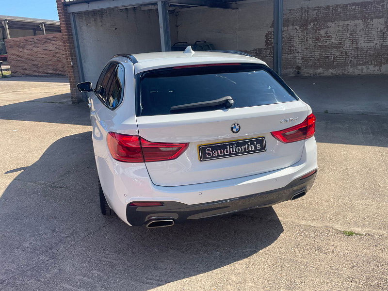 BMW 5 Series 2.0 520d M Sport Touring 5dr Diesel Auto Euro 6 (s/s) (190 ps) 1 Owner, Main Dealers Serviced 5dr Automatic 2026