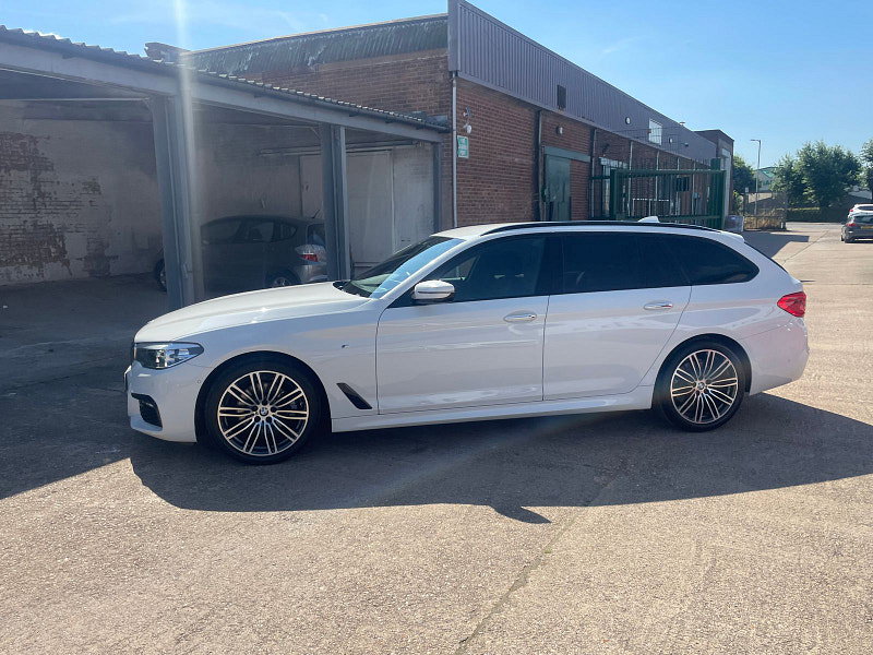 BMW 5 Series 2.0 520d M Sport Touring 5dr Diesel Auto Euro 6 (s/s) (190 ps) 1 Owner, Main Dealers Serviced 5dr Automatic 2026