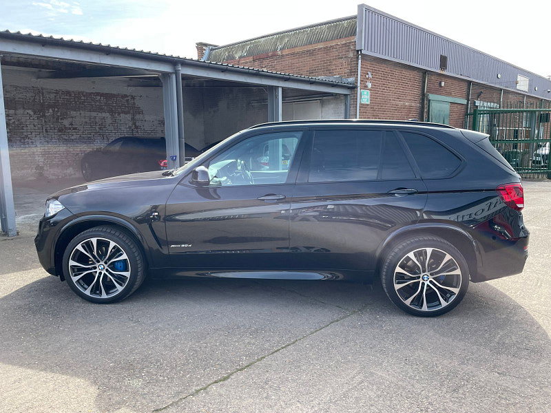BMW X5 3.0 XDRIVE30D M SPORT 5d 255 BHP 7 SEATS, PAN ROOF, 21'S POWER TAILGATE, SAT NAV, PAN ROOF 5dr Automatic 2026