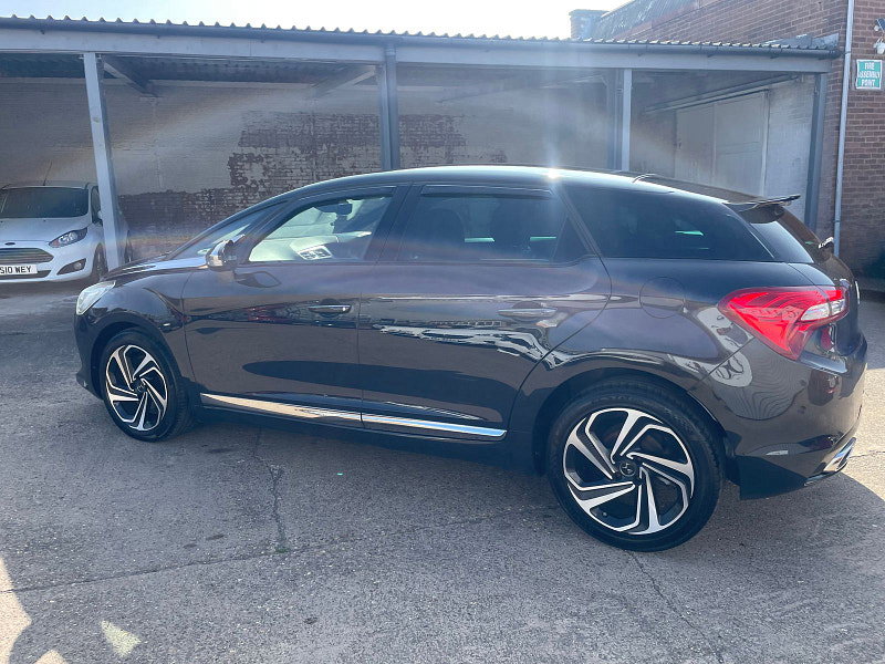DS Automobiles Ds 5 2.0 BlueHDi Prestige Hatchback 5dr Diesel Manual Euro 6 (s/s) (150 ps) 5dr Manual 2026